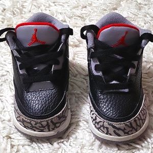 Jordan 3 4C Retro Cement